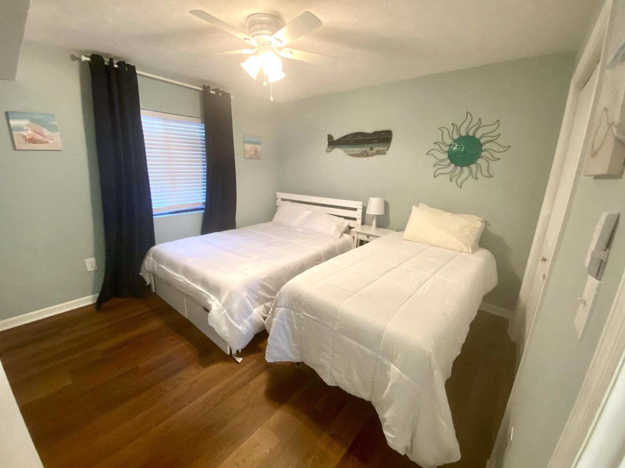 Beautiful Beachfront-Oceanfront First Floor 2Br 2Ba Condo In Cherry Grove, North Myrtle Beach! Renovated With A Fully Equipped Kitchen, 3 Separate Beds, Pool, Private Patio & Steps To The Sand! Eksteriør bilde